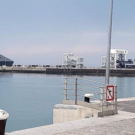 Appartement Chez Graziella Rez-De-Chaussee Calais Zewnętrze zdjęcie