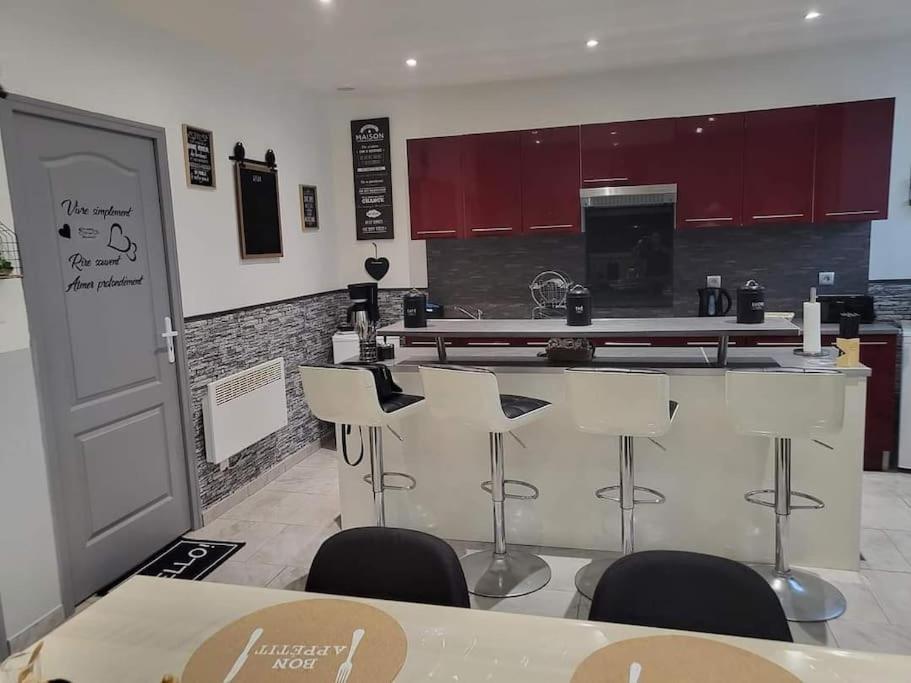 Appartement Chez Graziella Rez-De-Chaussee Calais Zewnętrze zdjęcie